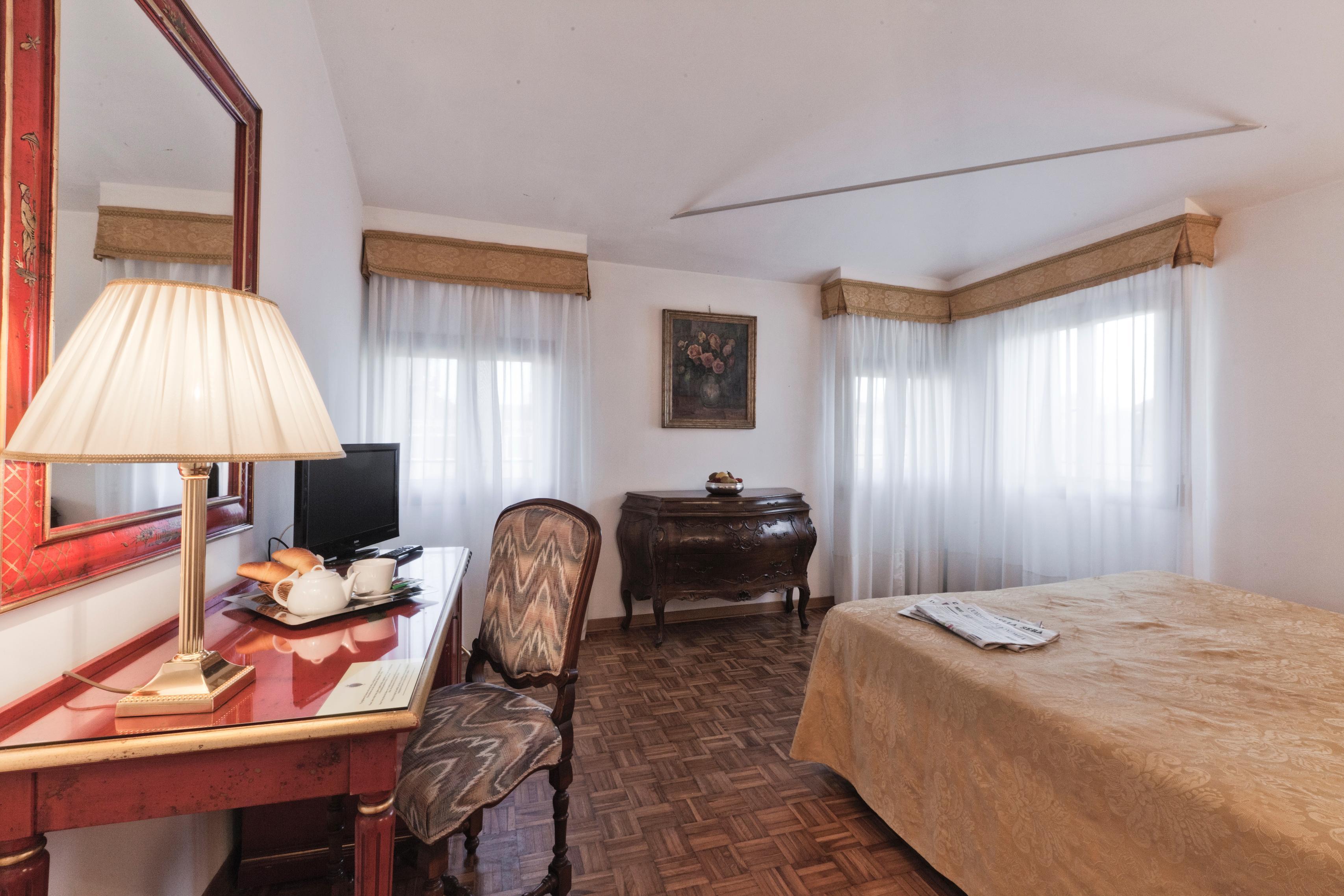 帕拉索香东皮亚诺安蒂科酒店 威尼斯 外观 照片